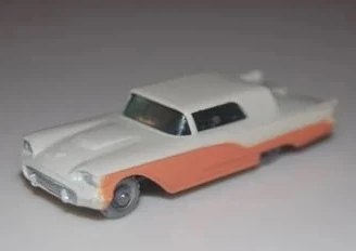Hot Wheels Ford Thunderbird