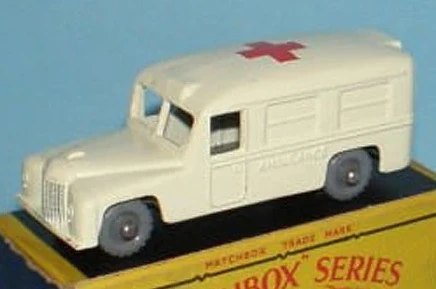 Hot Wheels Daimler Ambulance