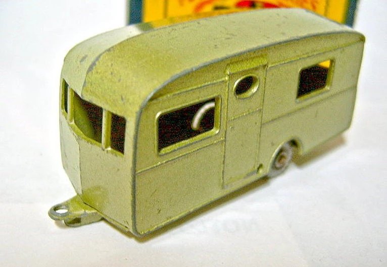 Hot Wheels Berkeley Cavalier Caravan