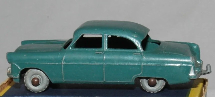 Hot Wheels Ford Zodiac Mk II Sedan