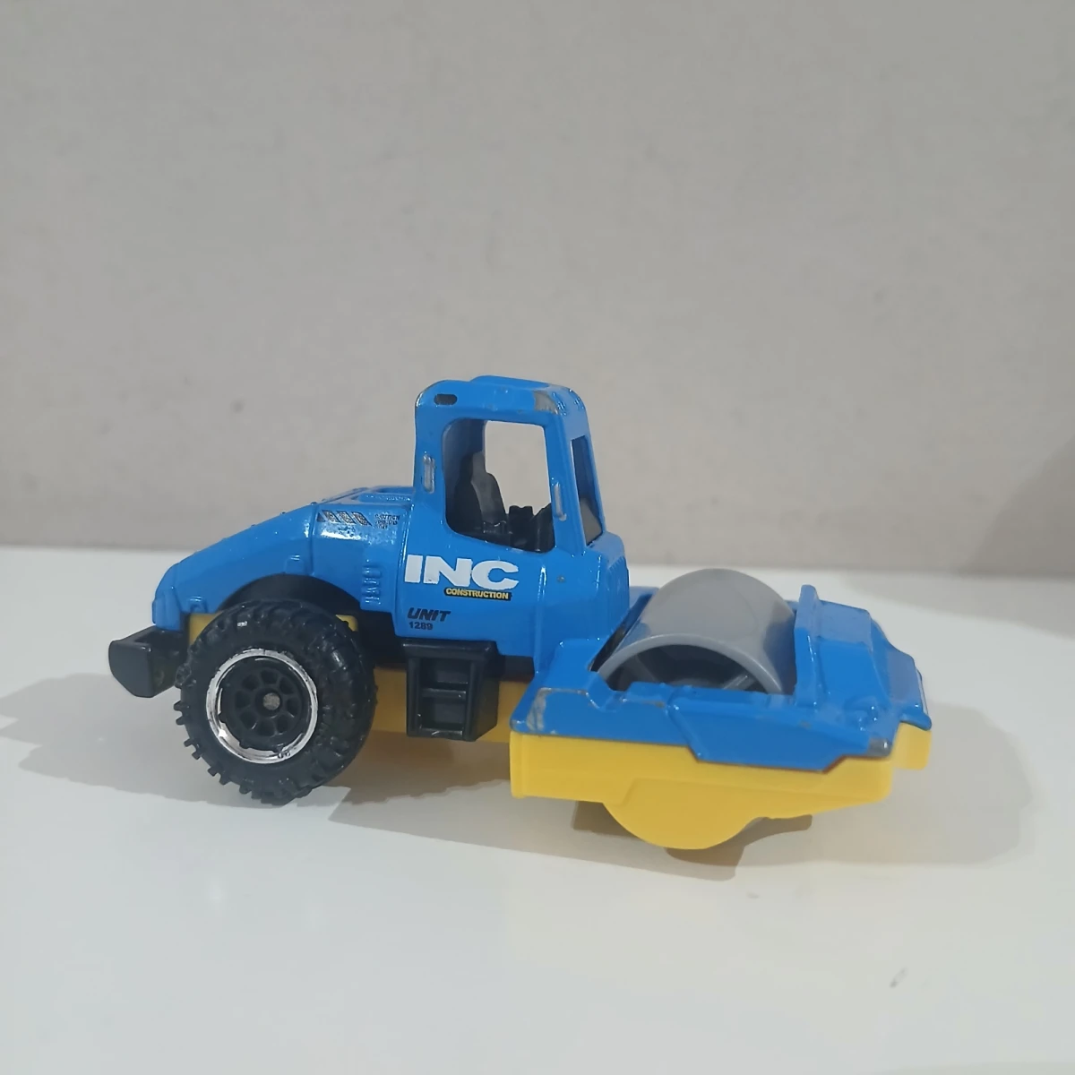 2026 Road Roller Blue: No Package: Image 2