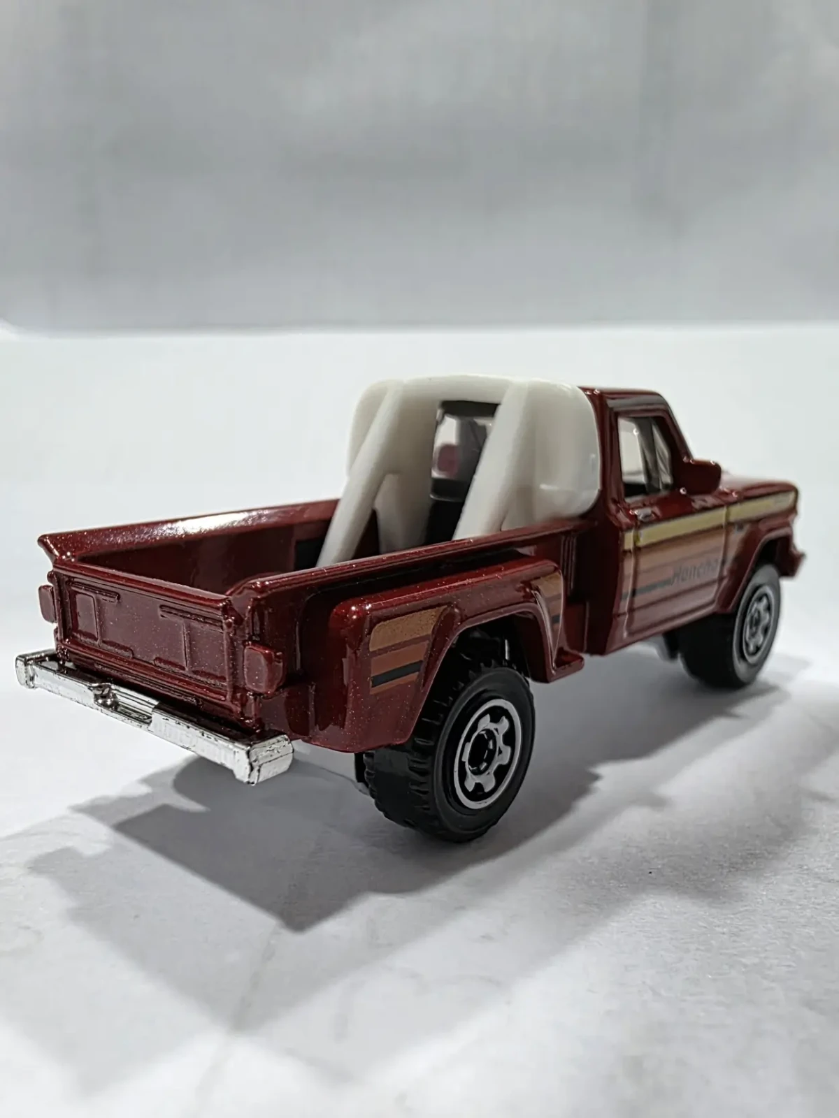 2026 1980 Jeep J10 Stepside Red: No Package: Image 4