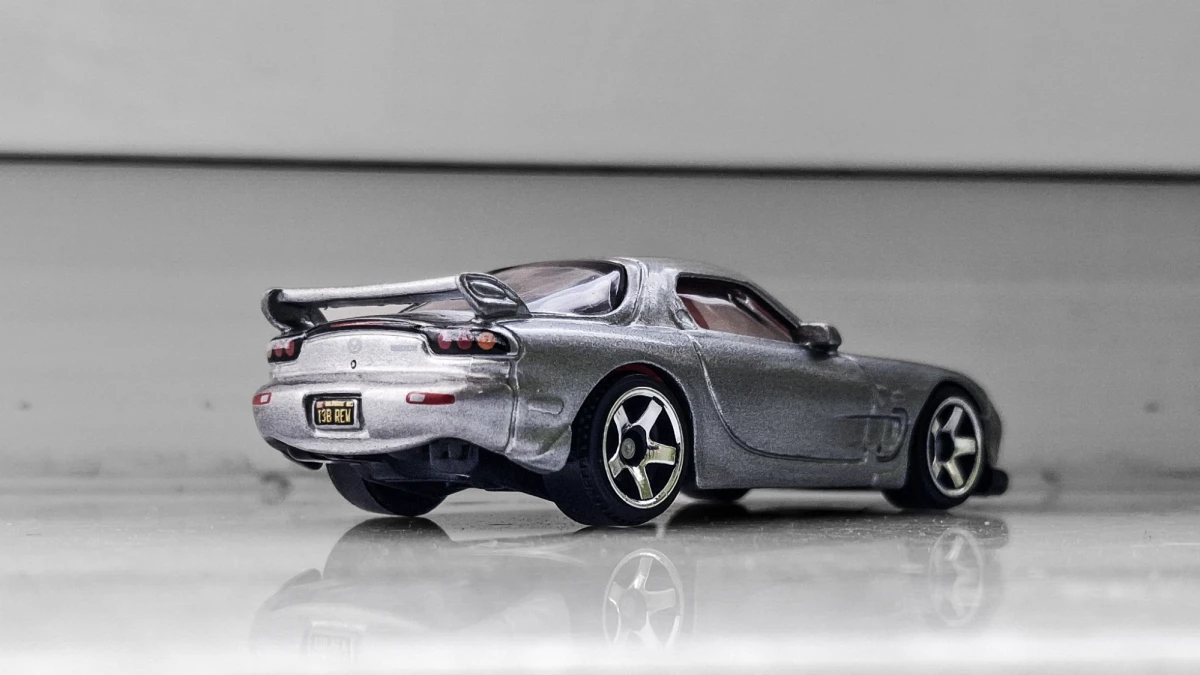 2026 2002 Mazda RX-7 Spirit R Silver: No Package: Image 7
