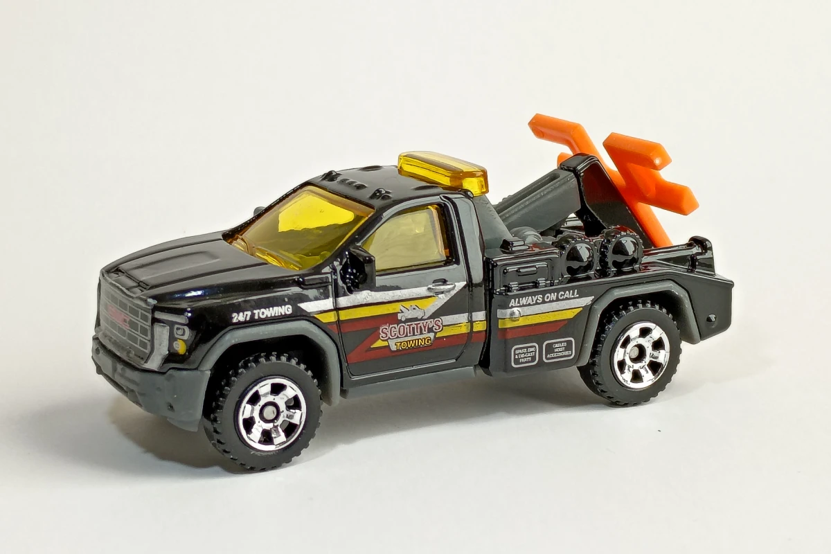 2026 2024 GMC Sierra 3500 Wrecker Black: No Package: Image 4