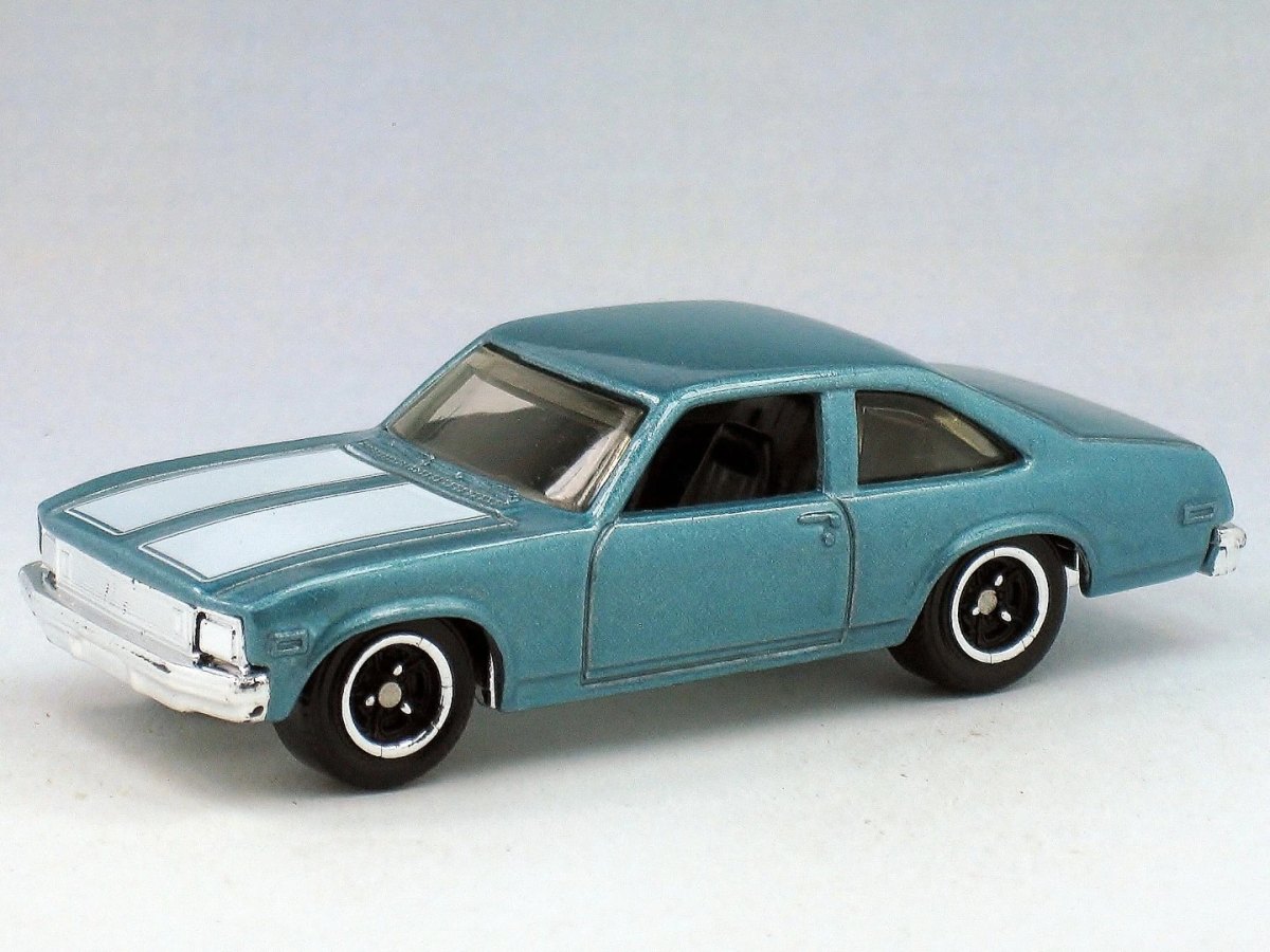 Hot Wheels 1979 Chevy Nova