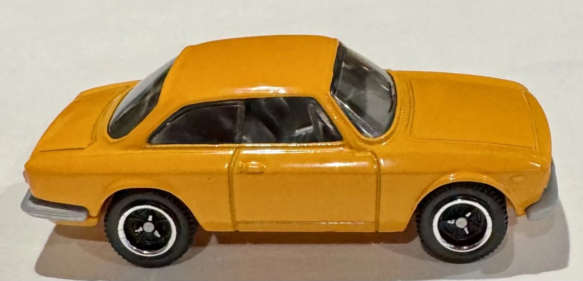 Hot Wheels 1965 Alfa Romeo Giulia Sprint GTA