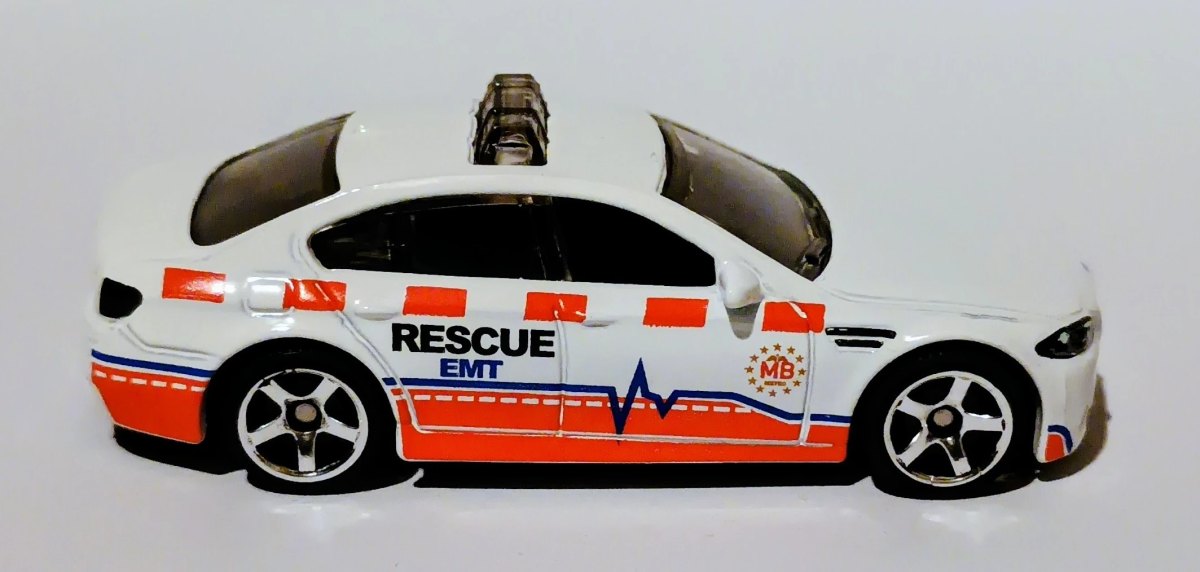 Hot Wheels BMW M5 Police