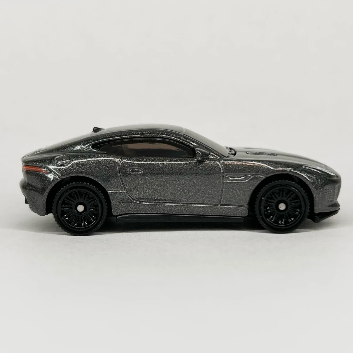 2025 15 Jaguar F-Type Coupe: No Package: Image 3