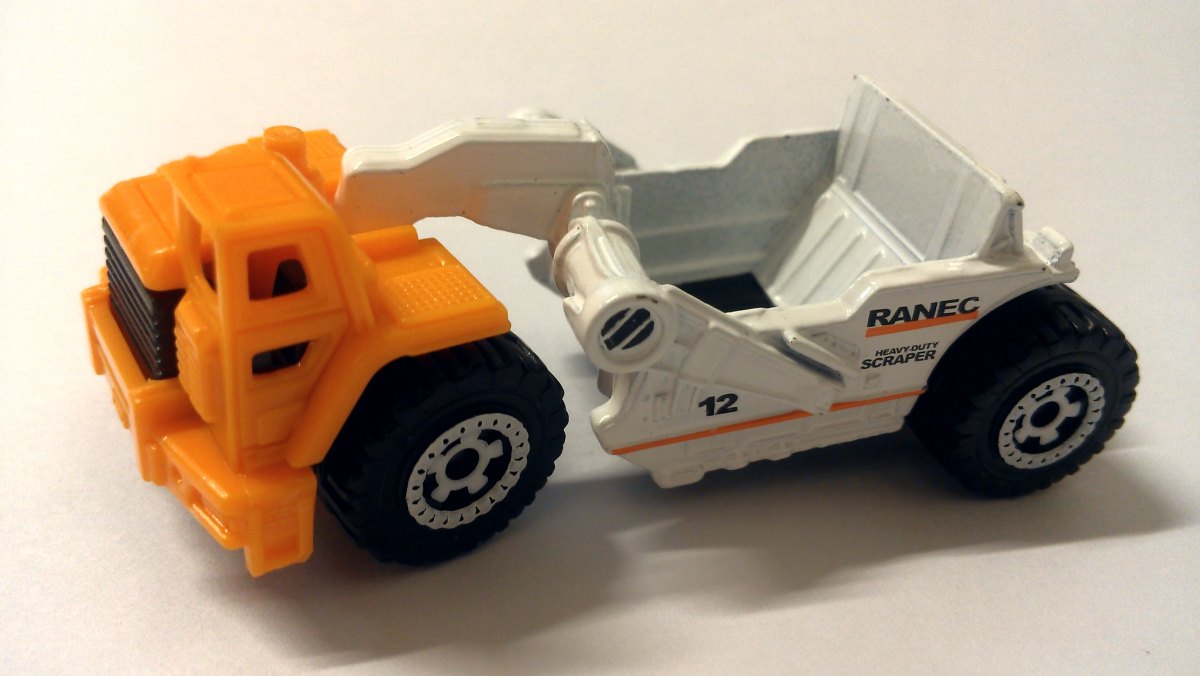 Hot Wheels Scraper