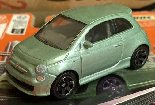Hot Wheels 2019 Fiat 500 Turbo