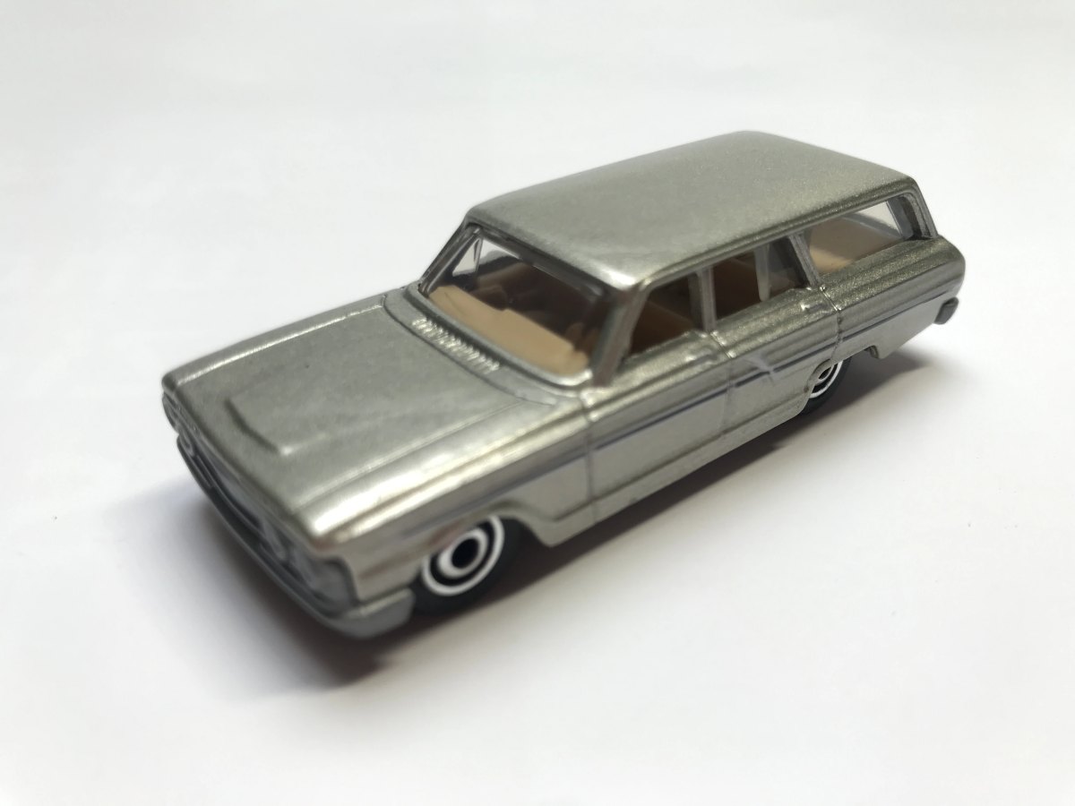 Hot Wheels 1964 Ford Fairlane Wagon