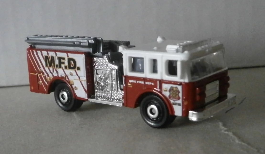 Hot Wheels Pierce Arrows XT Fire Engine