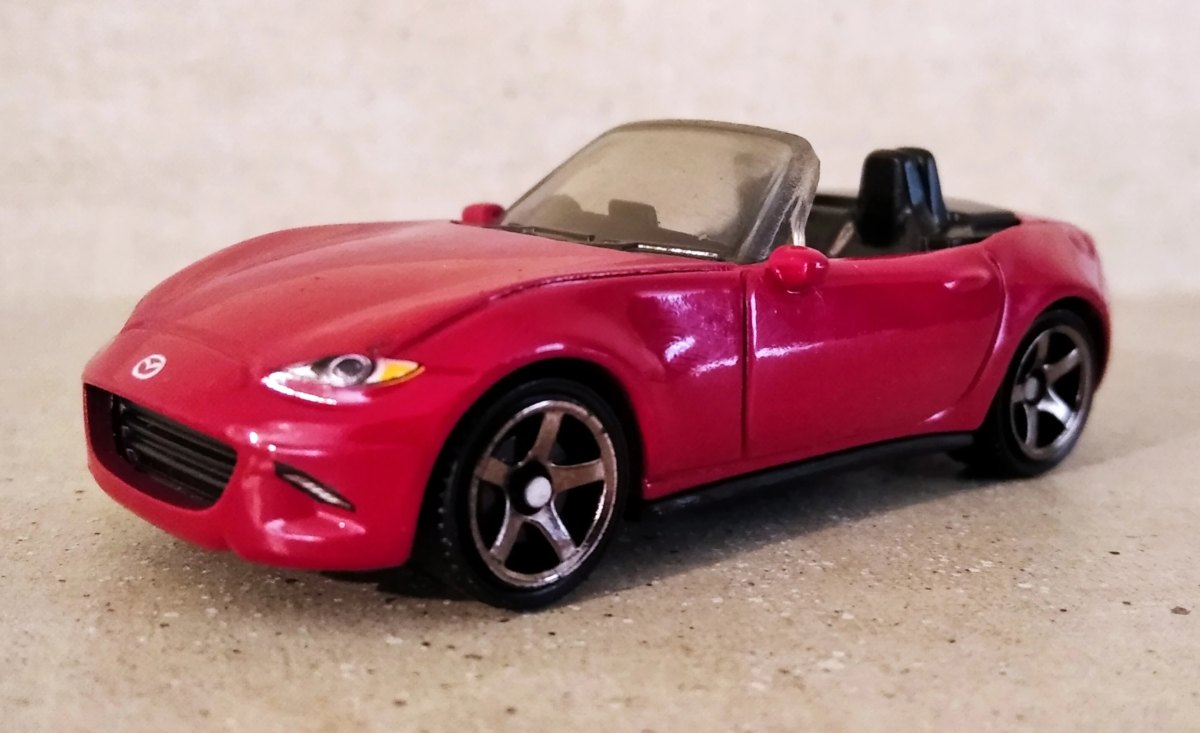 Hot Wheels Mazda MX-5 Miata