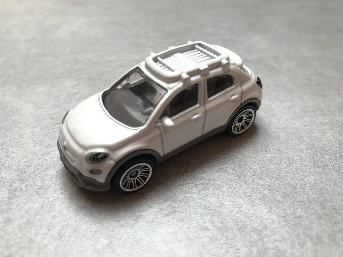 Hot Wheels 2016 Fiat 500 X