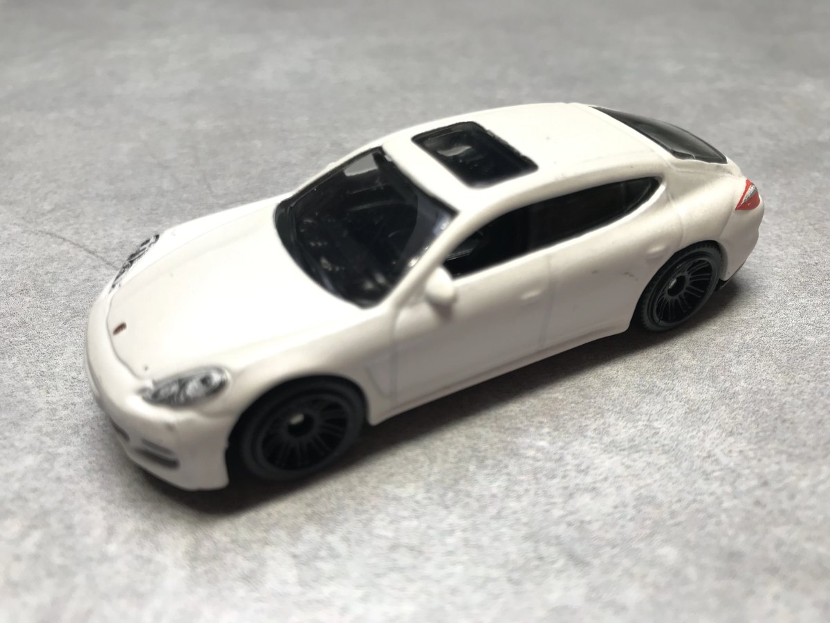Hot Wheels Porsche Panamera