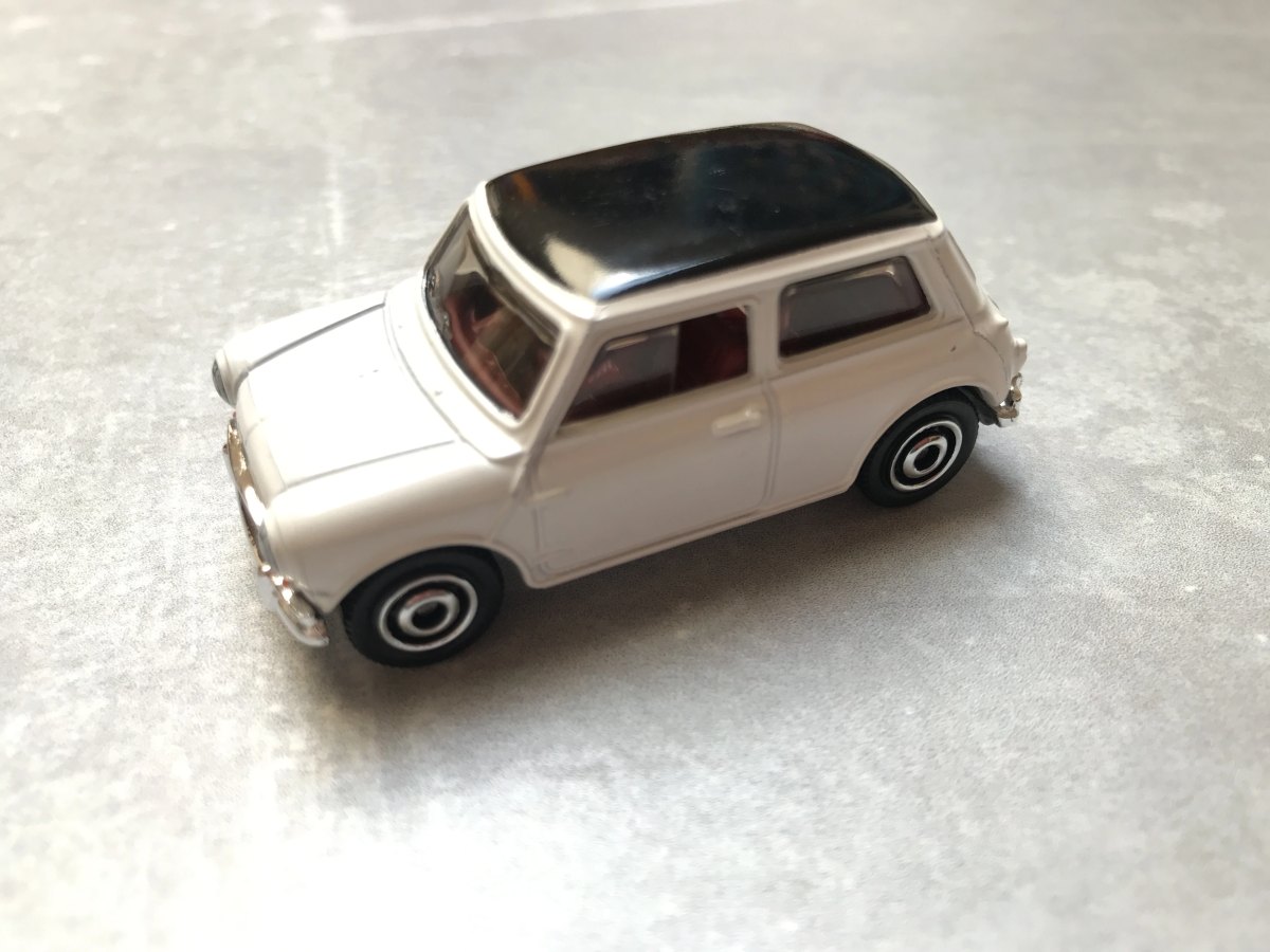 Hot Wheels 1964 Austin Mini Cooper