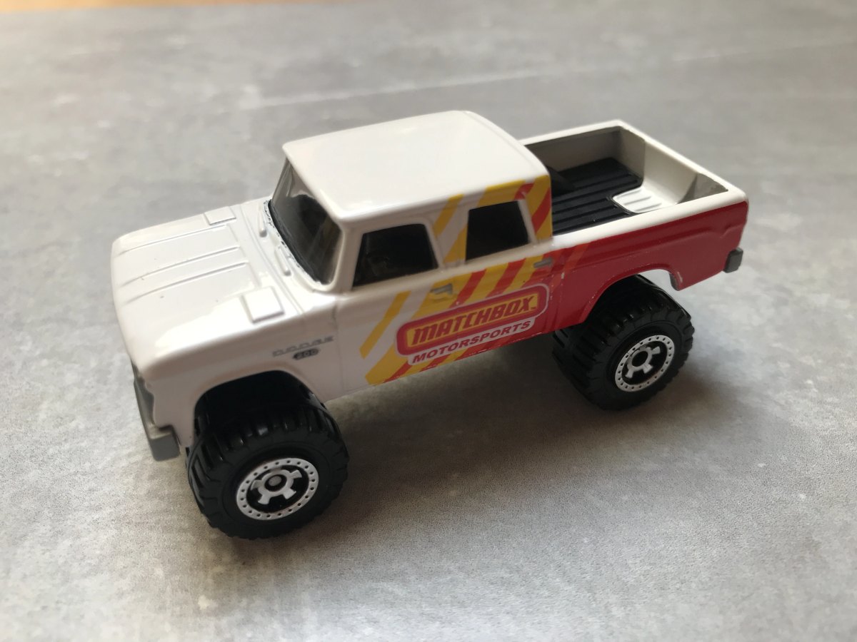Hot Wheels 1968 Dodge D200