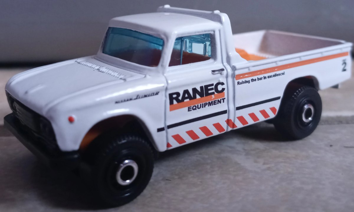 Hot Wheels 1962 Nissan Junior