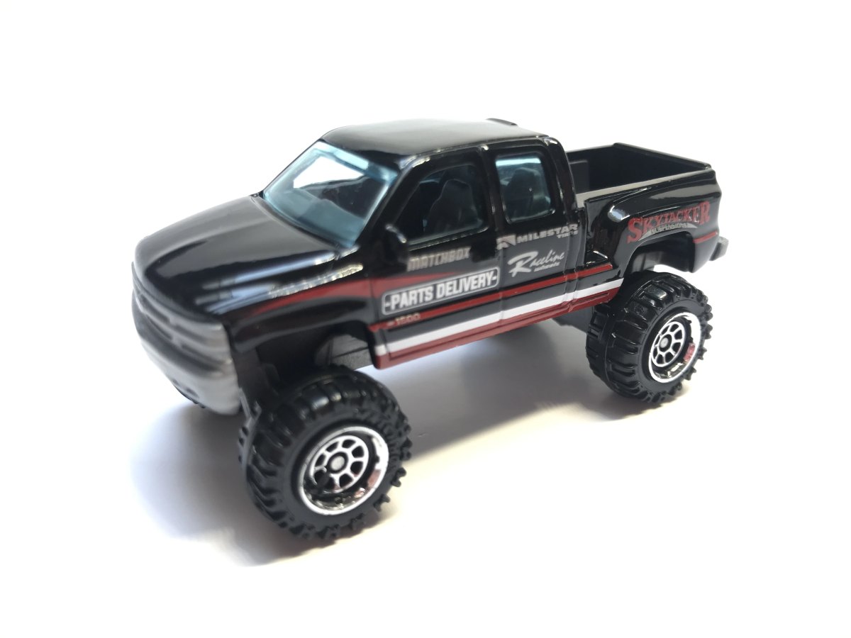Hot Wheels 1999 Chevy Silverado 4x4
