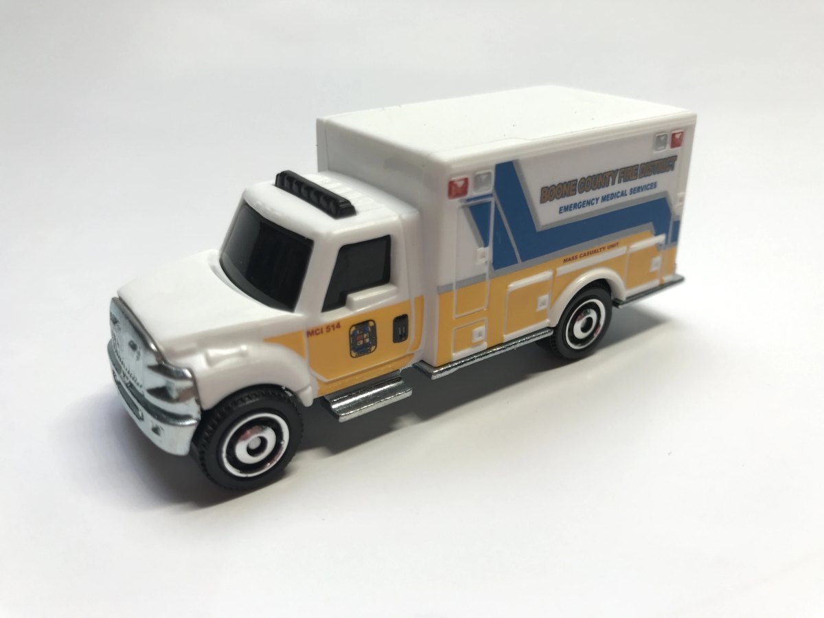 Hot Wheels International WorkStar Ambulance