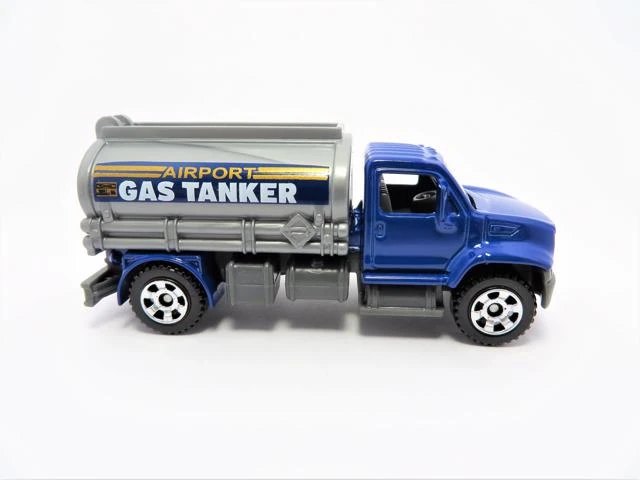 Hot Wheels Petrol Pumper