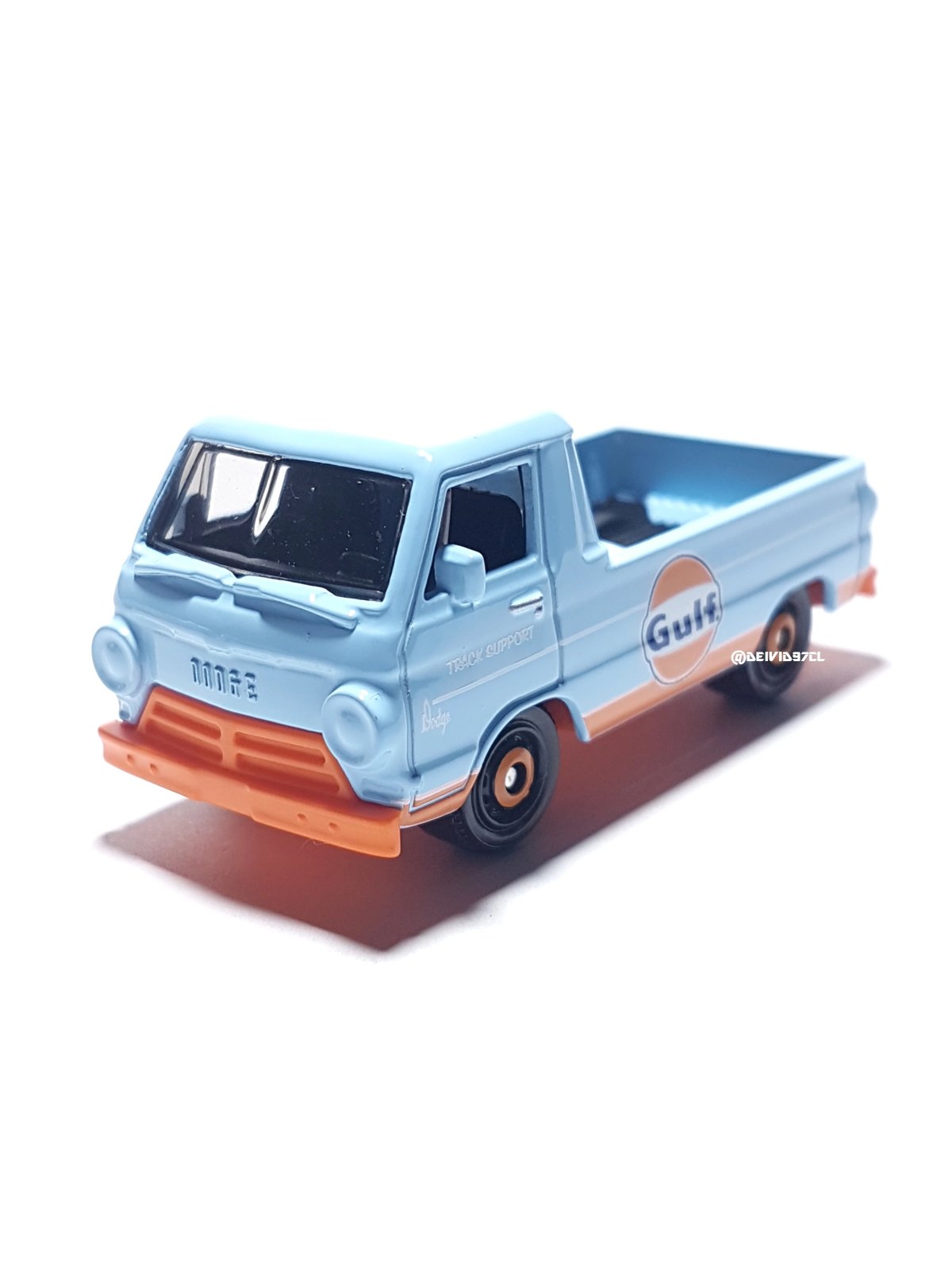 Hot Wheels ´66 Dodge A100 Pickup