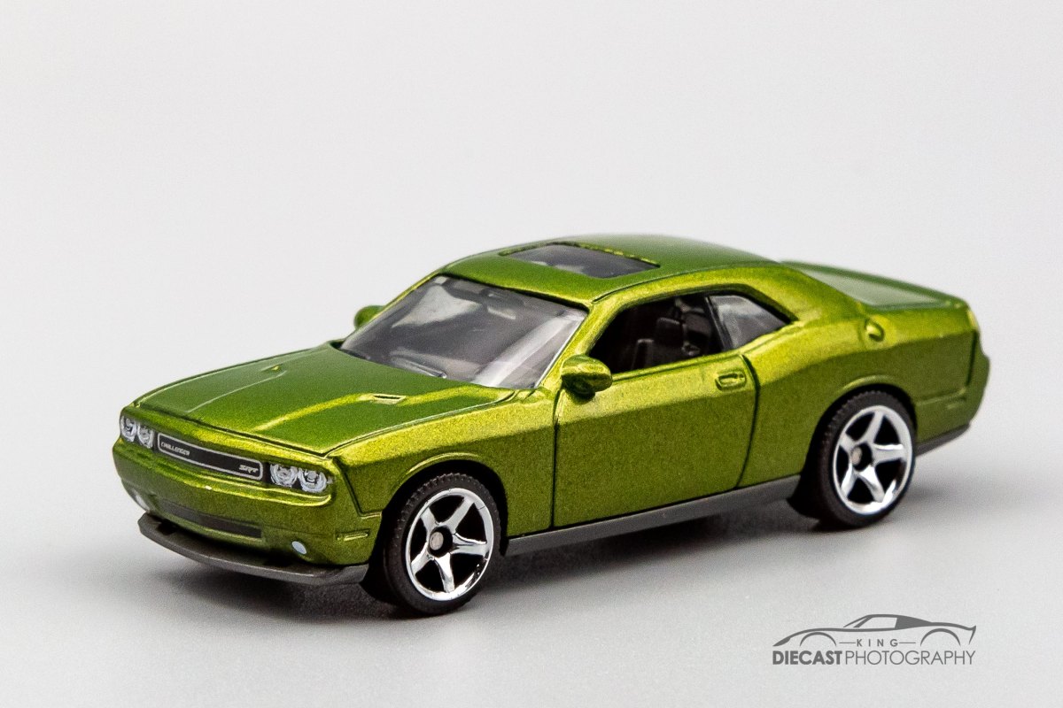 Hot Wheels Dodge Challenger SRT8