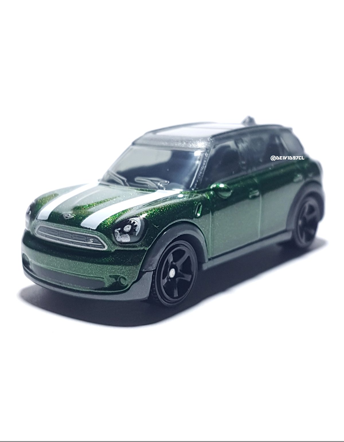Hot Wheels 2011 Mini Countryman