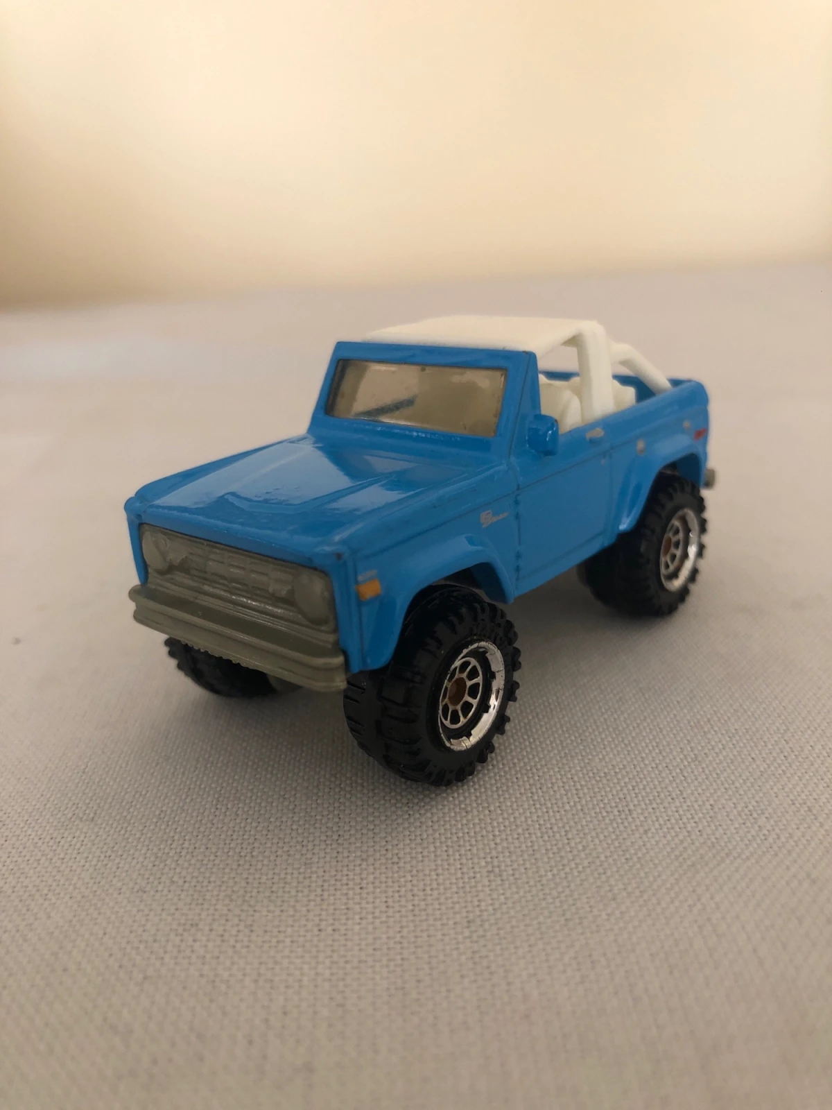 2020 1972 Ford Bronco Blue: No Package: Image 3