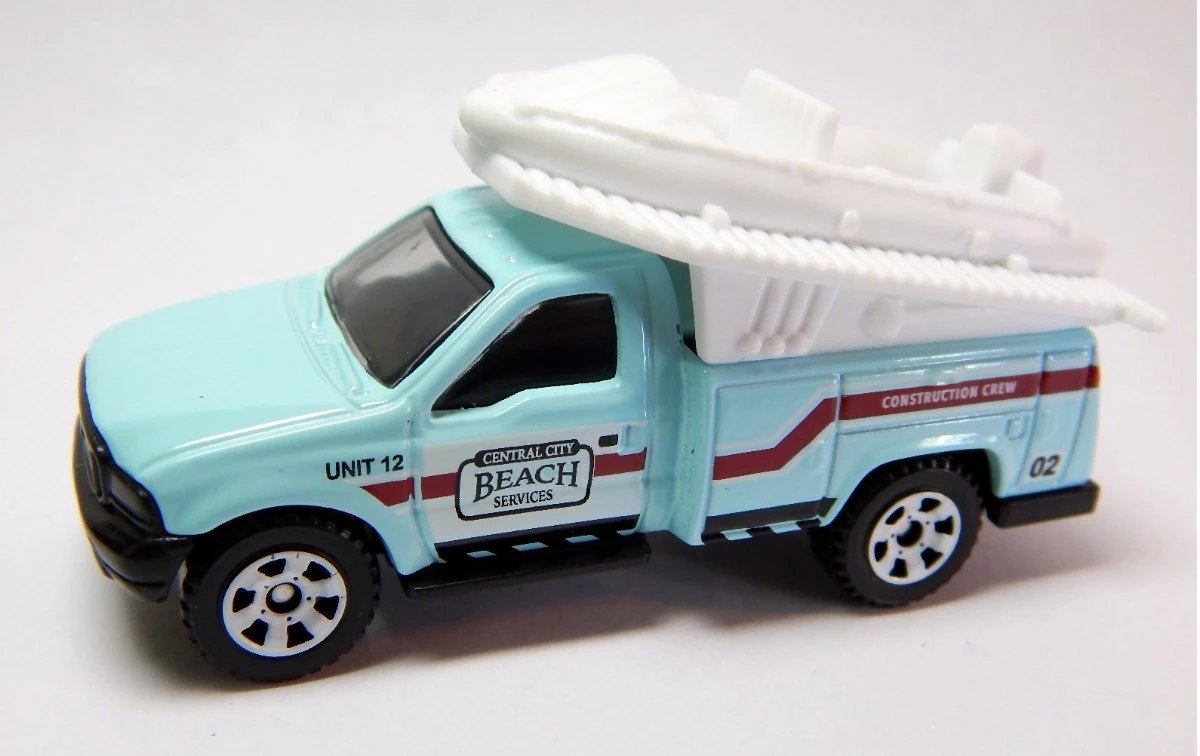Hot Wheels Ford F-250 Super Duty w/Raft
