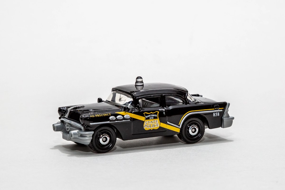 Hot Wheels 1956 Buick Century Police