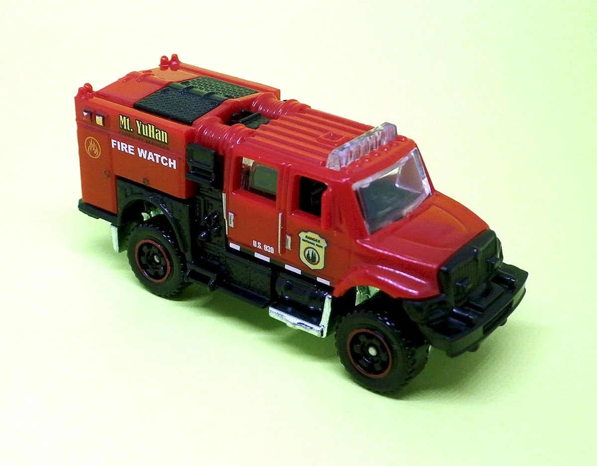 Hot Wheels International WorkStar Brush Fire Truck