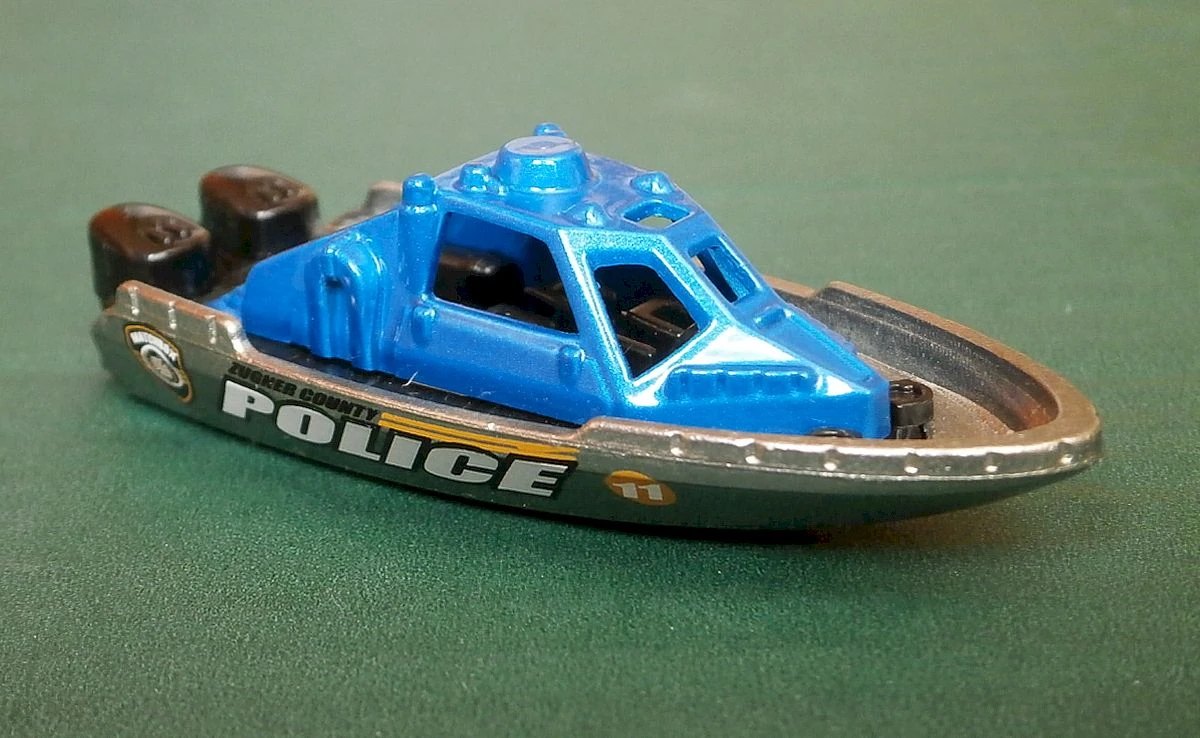 Hot Wheels Tinforcer