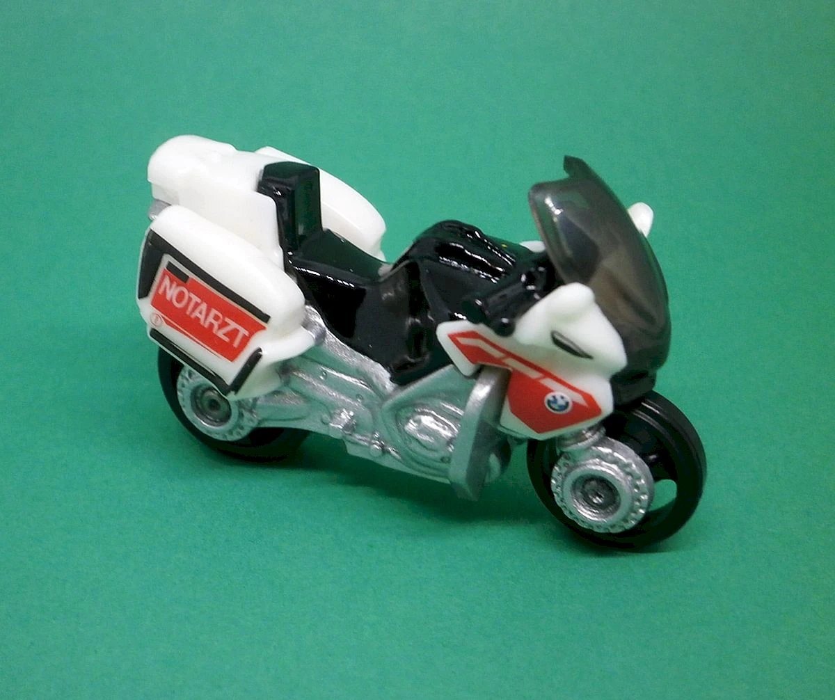Hot Wheels BMW R1200 RT-8 Police Motorcycle