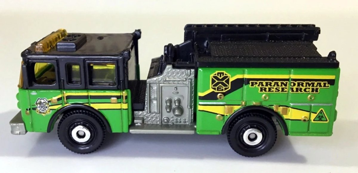 Hot Wheels Pierce Dash Fire Engine