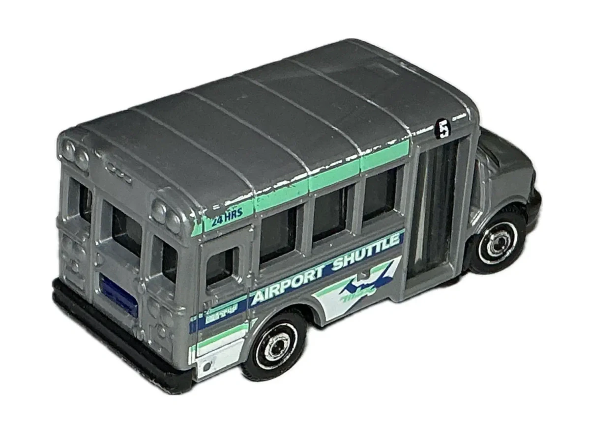 2016 GMC School Bus Silver: No Package: Image 4