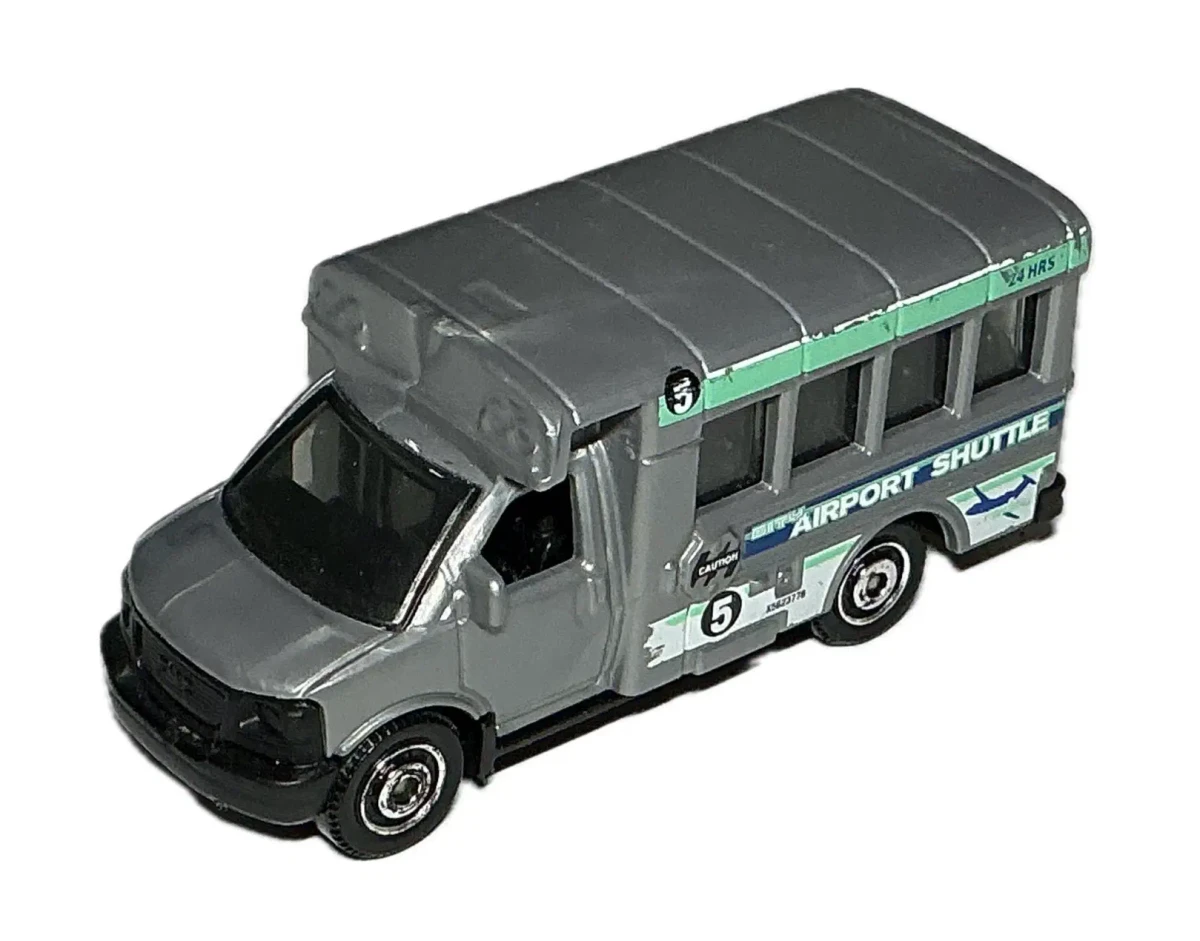 2016 GMC School Bus Silver: No Package: Image 3