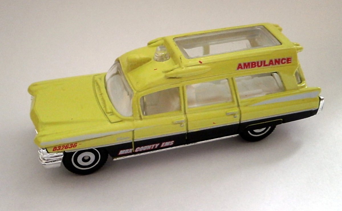 Hot Wheels 1963 Cadillac Ambulance