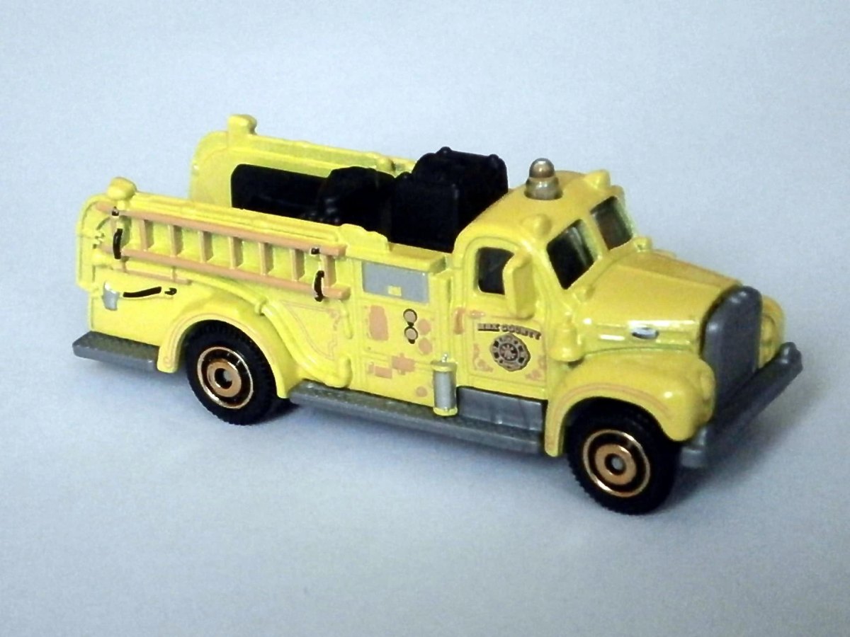 Hot Wheels 1963 Mack B Fire Truck