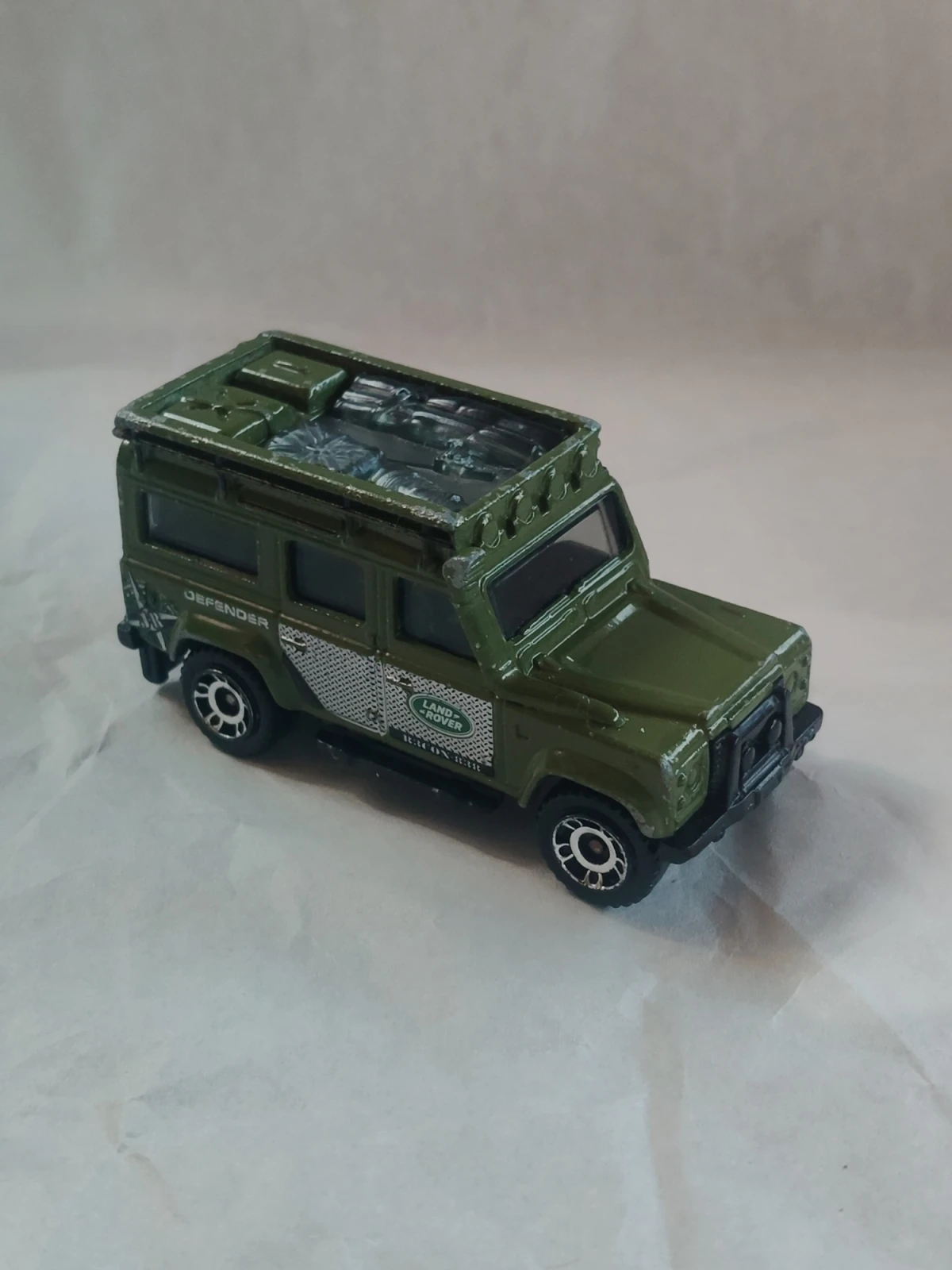 2014 Land Rover Defender 110 Green: No Package: Image 5