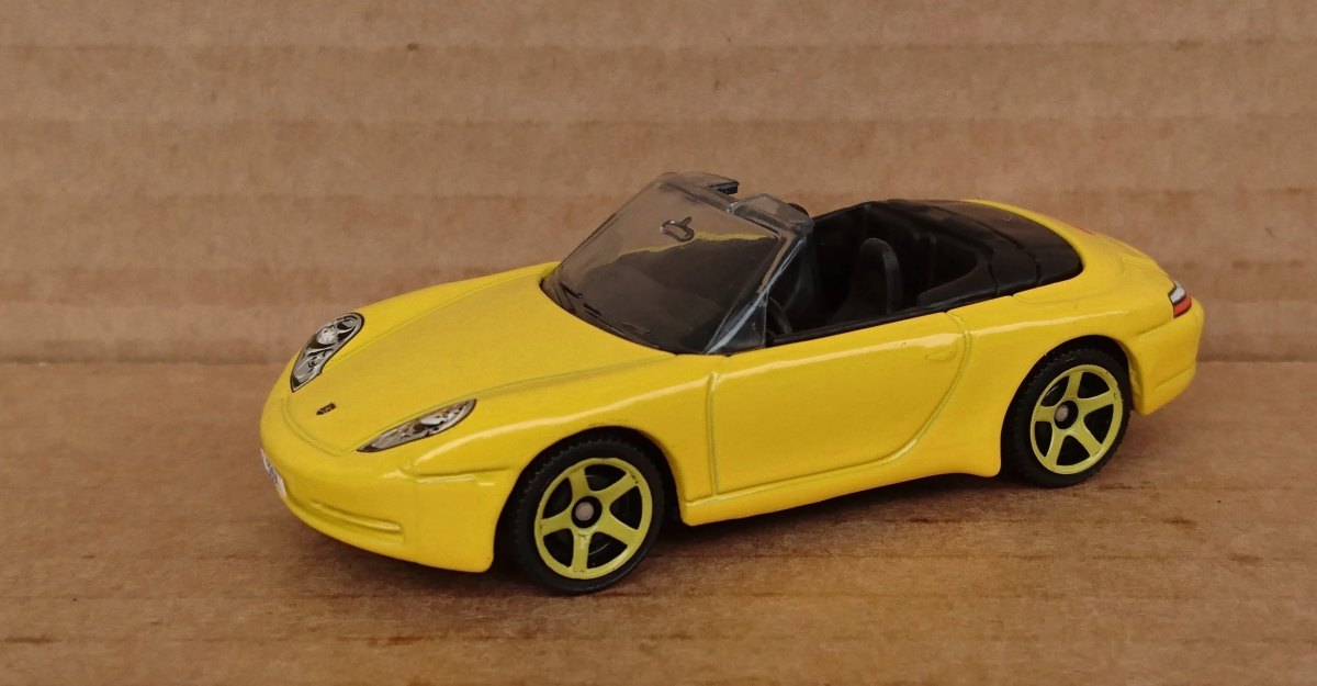 Hot Wheels Porsche 911 Carrera Cabriolet
