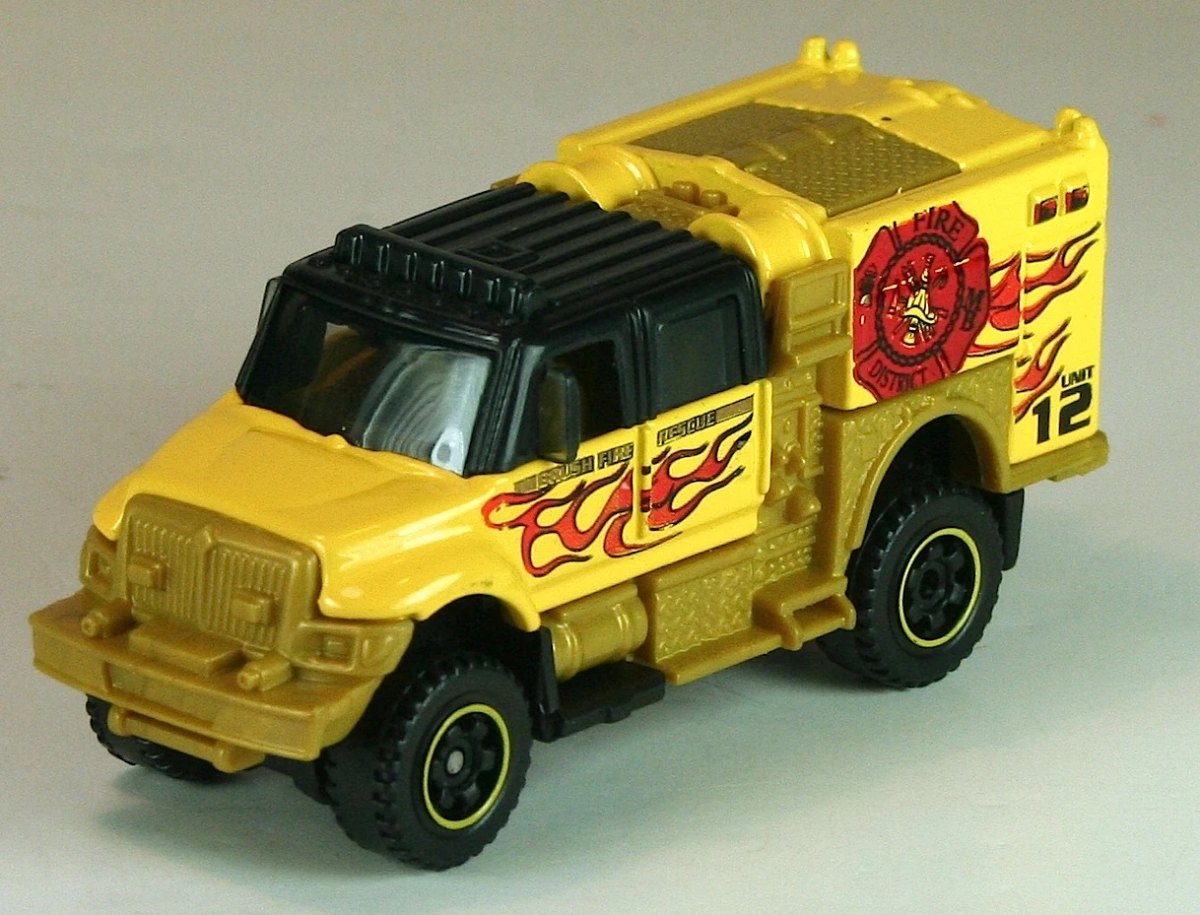 Hot Wheels International WorkStar BrushFire Truck (2007)