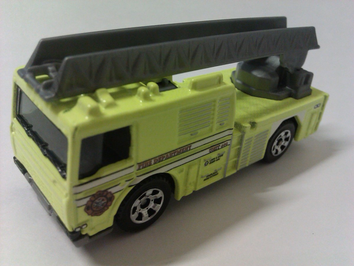 Hot Wheels Fire Engine
