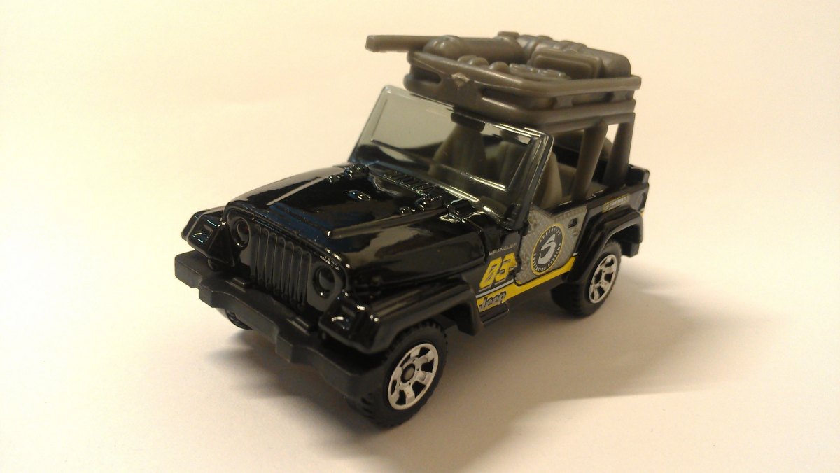 Hot Wheels Jeep Wrangler with Camping Gear