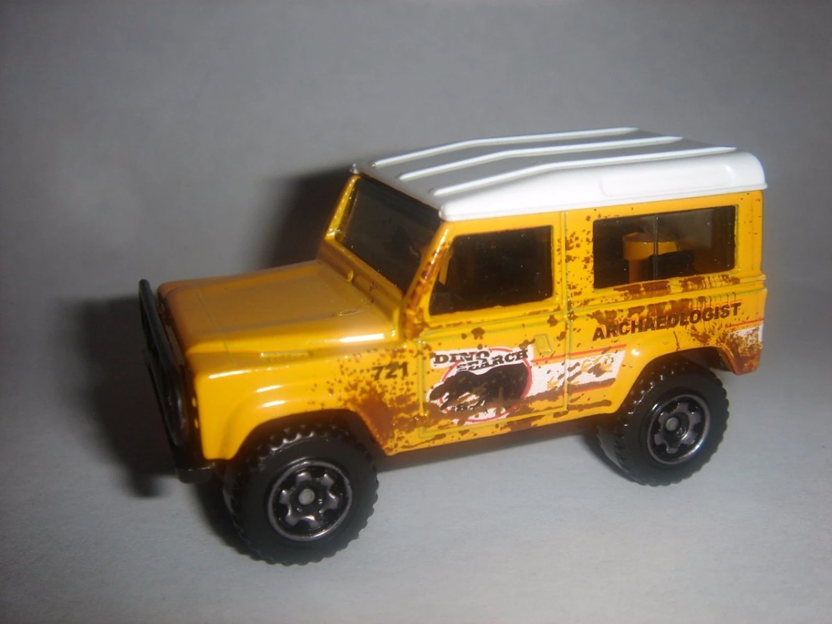 Hot Wheels Land Rover 90