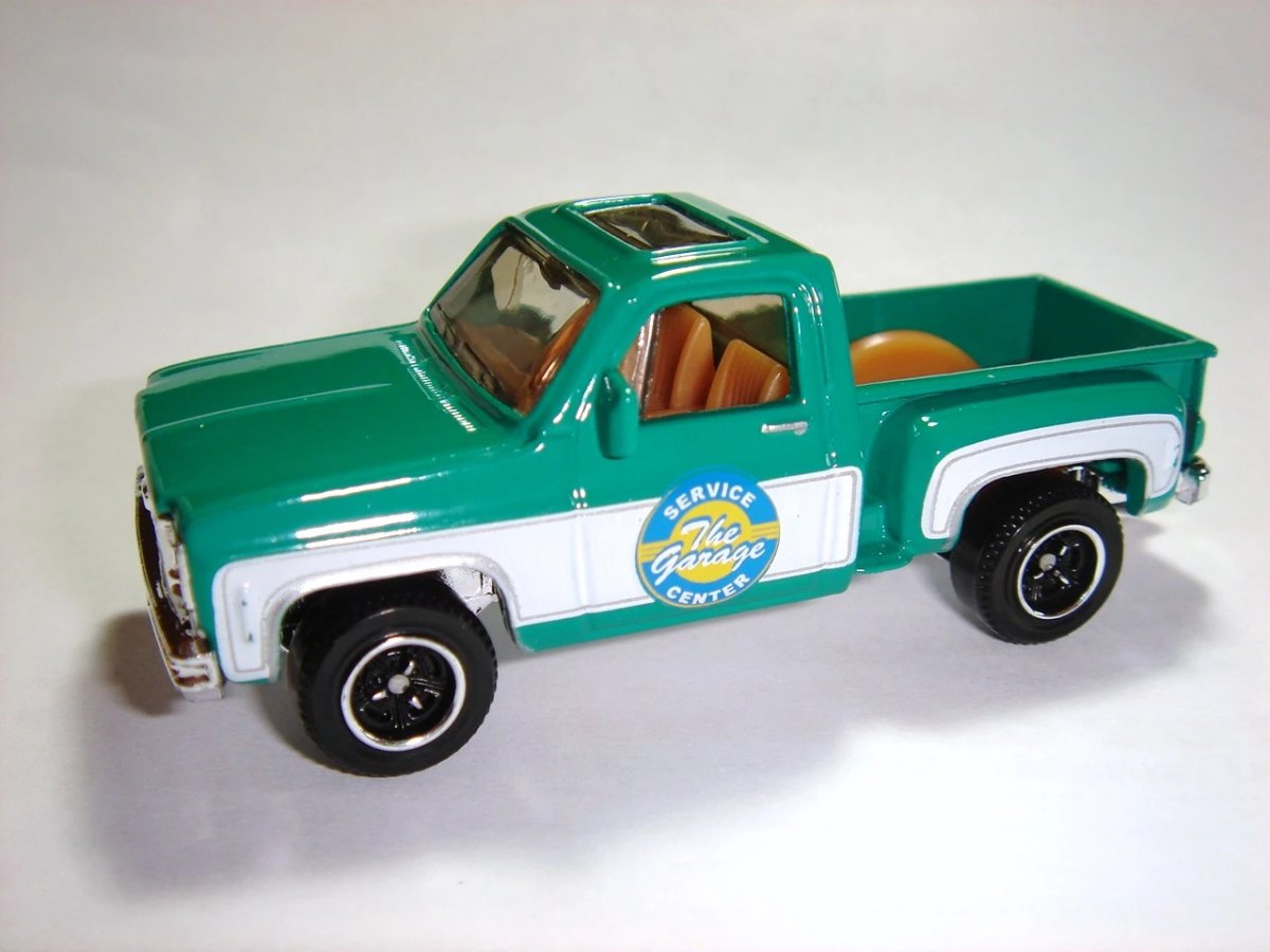 Hot Wheels Chevy Stepside Pickup