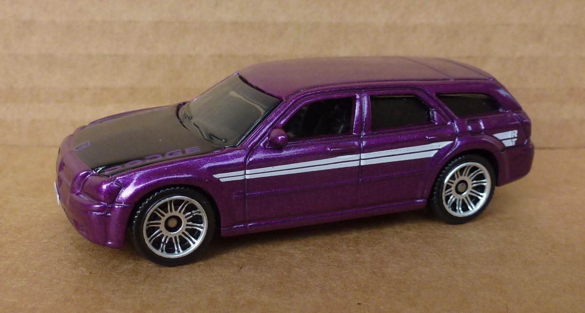 Hot Wheels Dodge Magnum