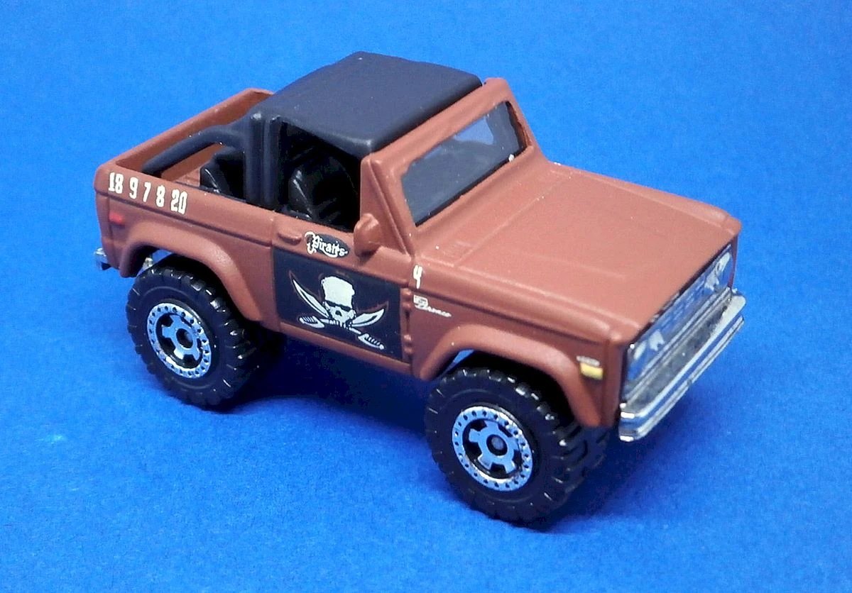 Hot Wheels 72 Ford Bronco 4x4