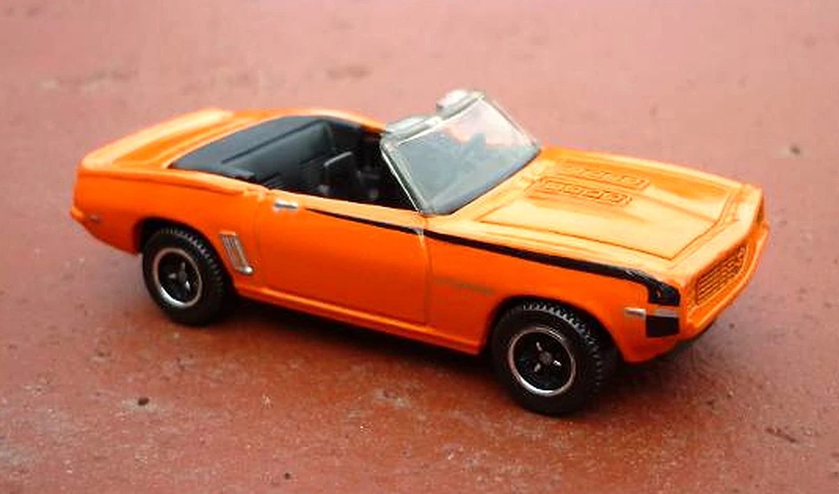 Hot Wheels 1969 Chevrolet Camaro SS-396