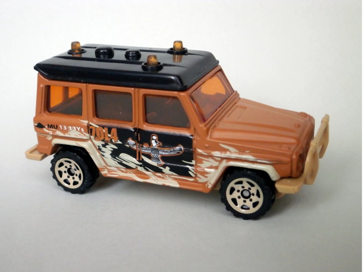 Hot Wheels Mercedes-Benz 280 GE